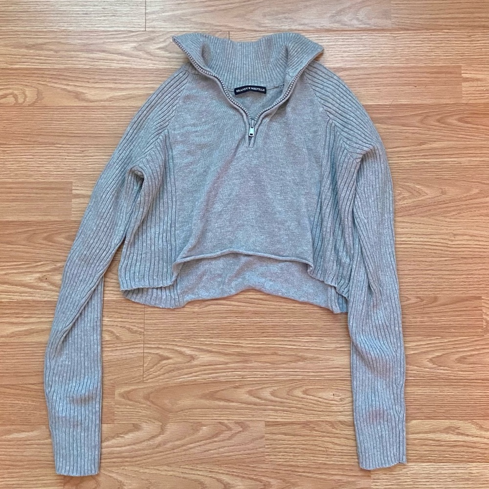 Brandy Melville half zip sweater